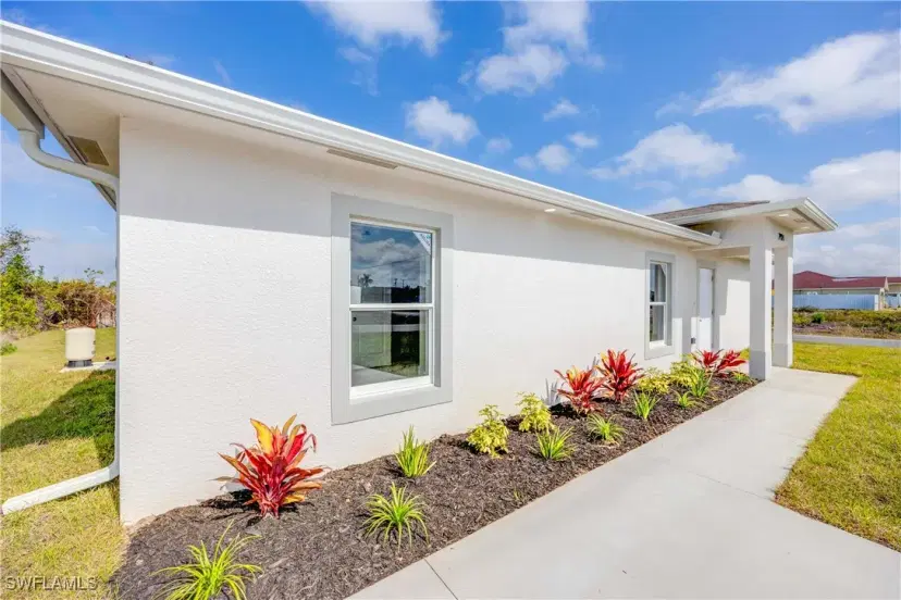 Picture of 2914 22Nd St Sw, Lehigh Acres FL 33976
