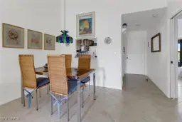 Picture of 2066 Pine Isle Ln 2066, Naples, FL 34112