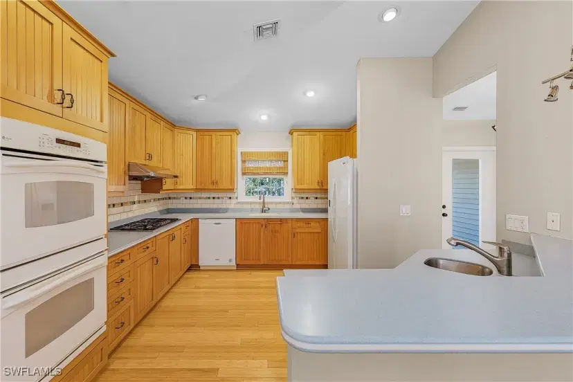 Picture of 1538 Wilton Ln, Sanibel FL 33957