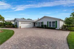 Picture of 976 N Town And River Dr, Fort Myers, FL 33919