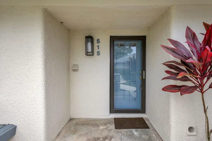 Picture of 515 Club Drive Drive, Palm Beach Gardens FL 33418