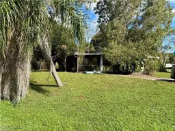 Picture of 697 Pine Vale Dr, Naples, FL 34104
