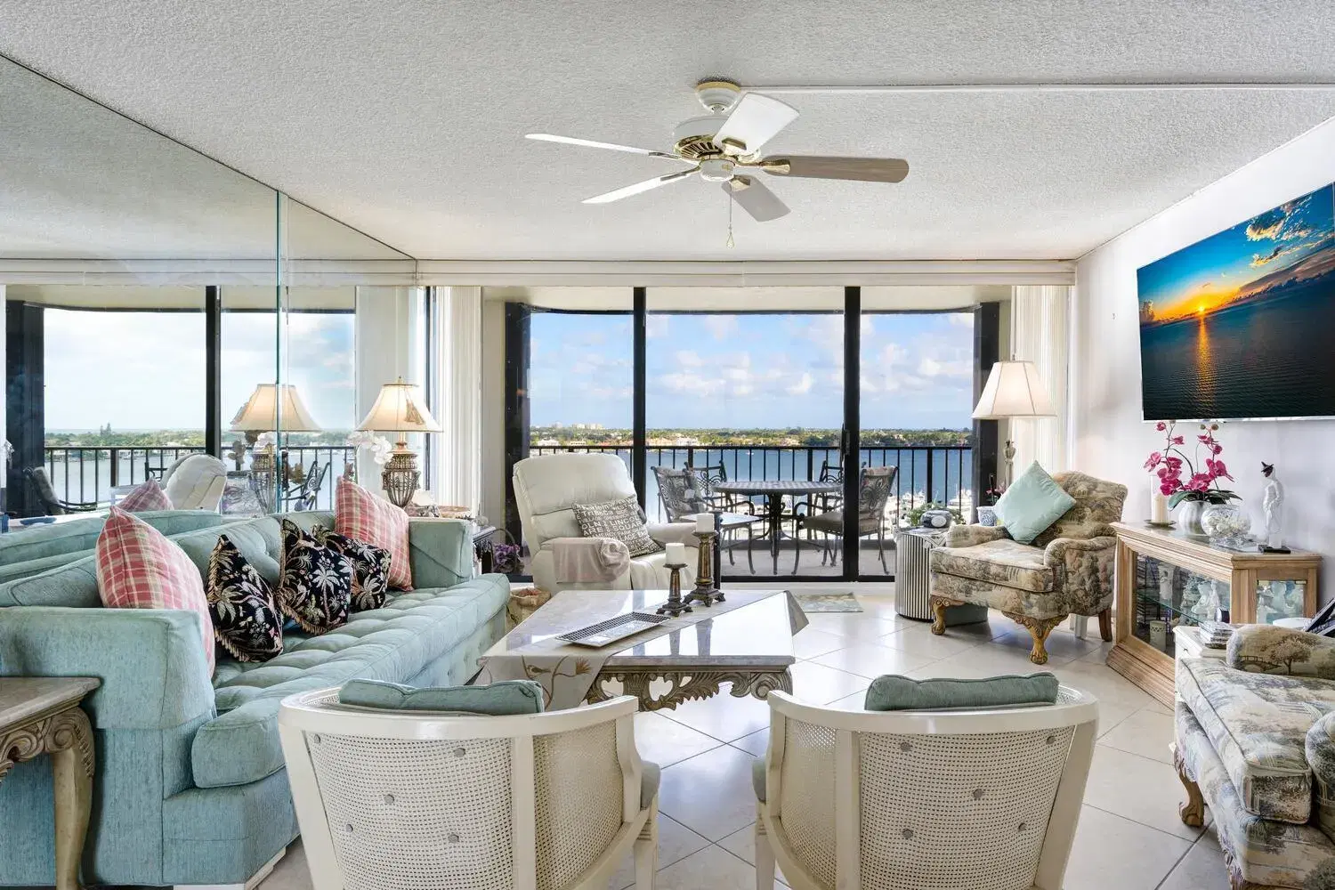 Picture of 136 Lakeshore Drive 1010, North Palm Beach, FL 33408