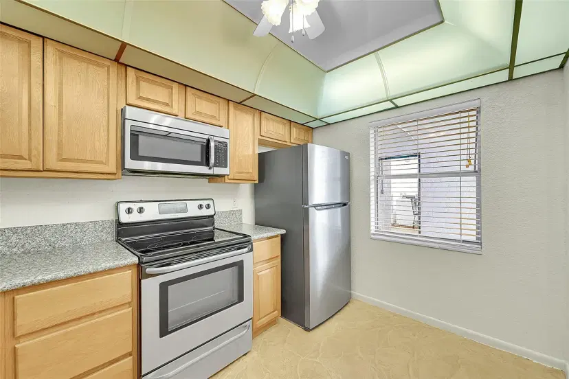 Picture of 777 S Federal Hwy N207, Pompano Beach FL 33062