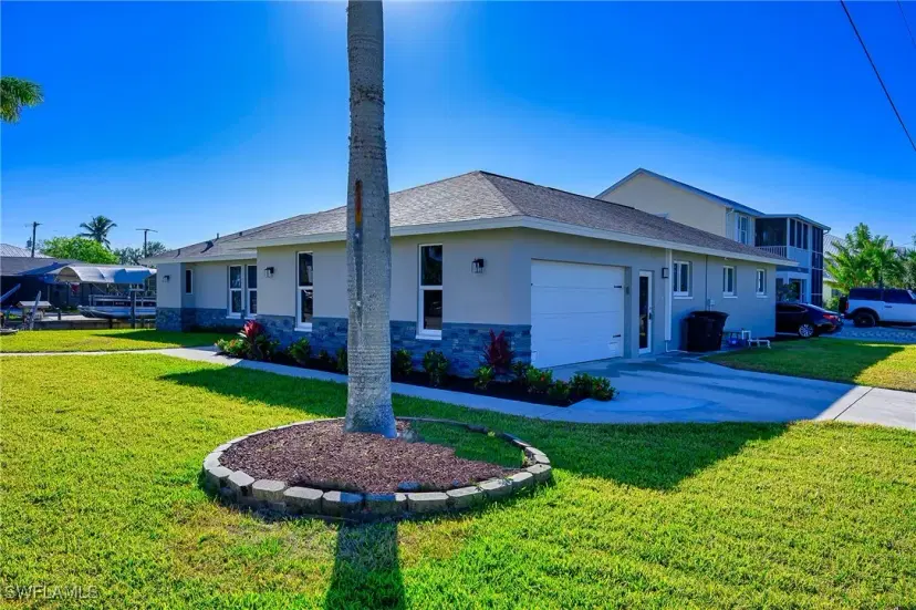 Picture of 4715 Swordfish St, Bonita Springs FL 34134