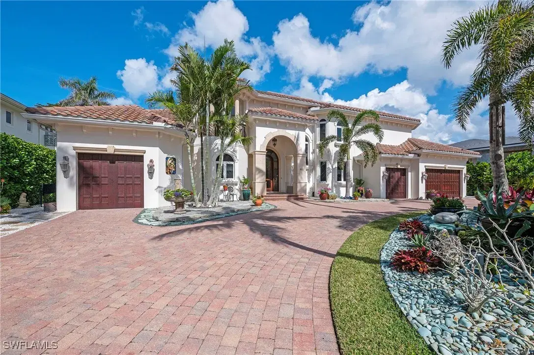 Picture of 491 Wedge Dr, Naples, FL 34103