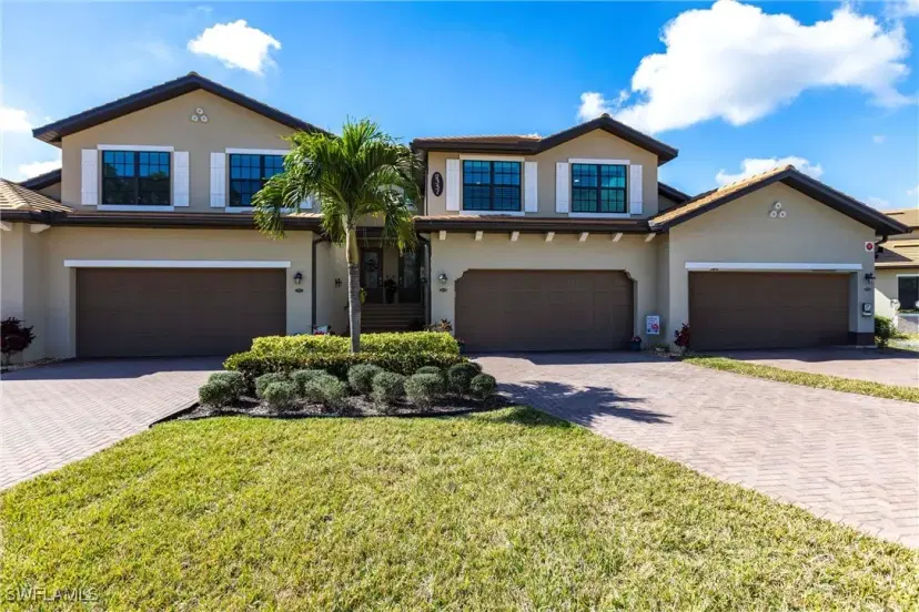 Picture of 2351 Montserrat Ln 202, Naples FL 34120