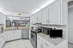 Picture of 9170 SW 14Th Street 4105, Boca Raton, FL 33428