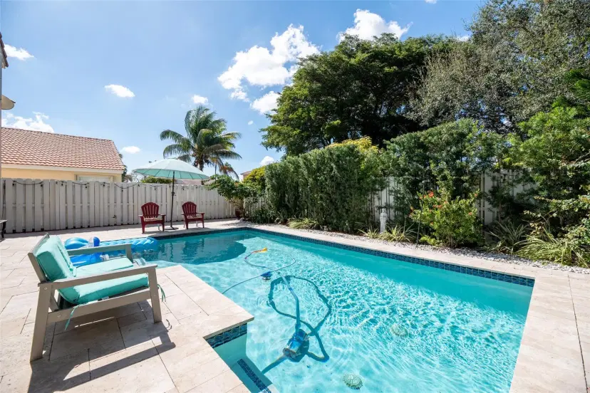 Picture of 1080 NW 189Th Ave, Pembroke Pines FL 33029