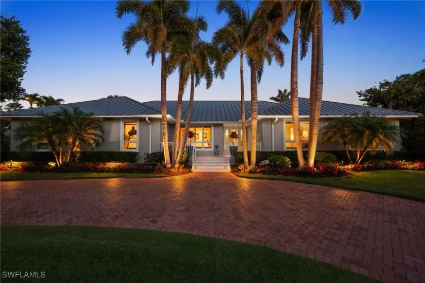 Picture of 1180 Oleander Dr, Naples FL 34102