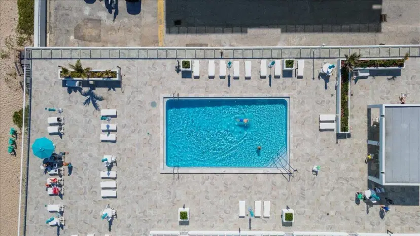 Picture of 3450 S Ocean Boulevard 812, Palm Beach FL 33480