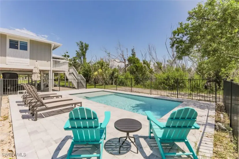 Picture of 1684 Bunting Ln, Sanibel FL 33957