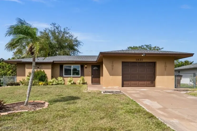 Picture of 1621 SE 21St Ter, Cape Coral FL 33990