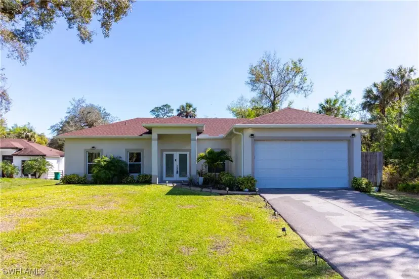 Picture of 3302 Desoto Blvd S, Naples FL 34117