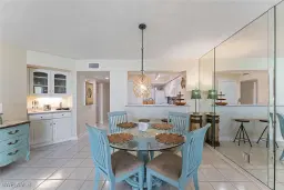 Picture of 990 Cape Marco Dr 502, Marco Island, FL 34145