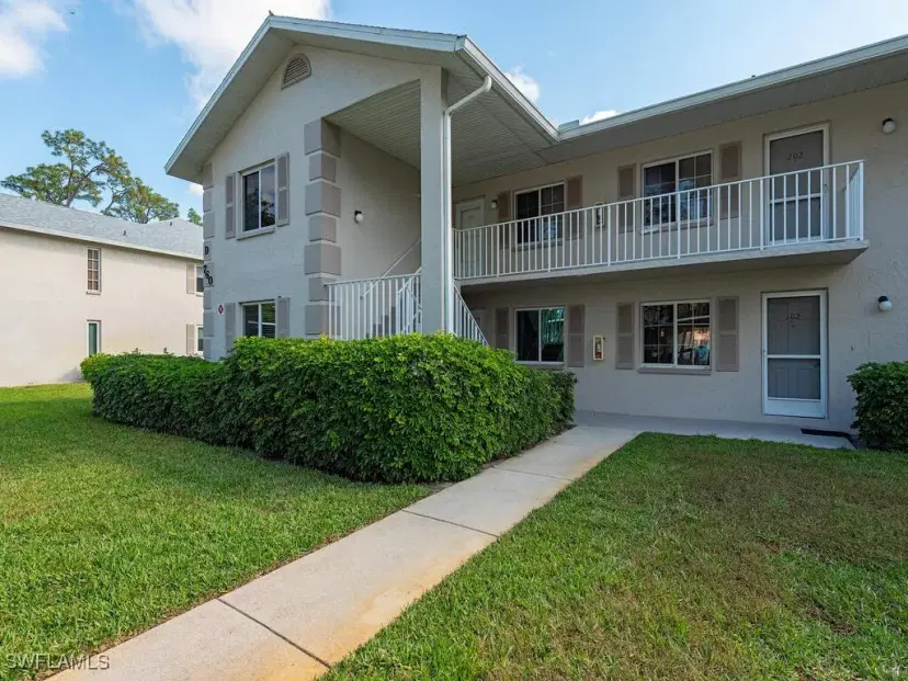 Picture of 760 Augusta Blvd D101, Naples FL 34113