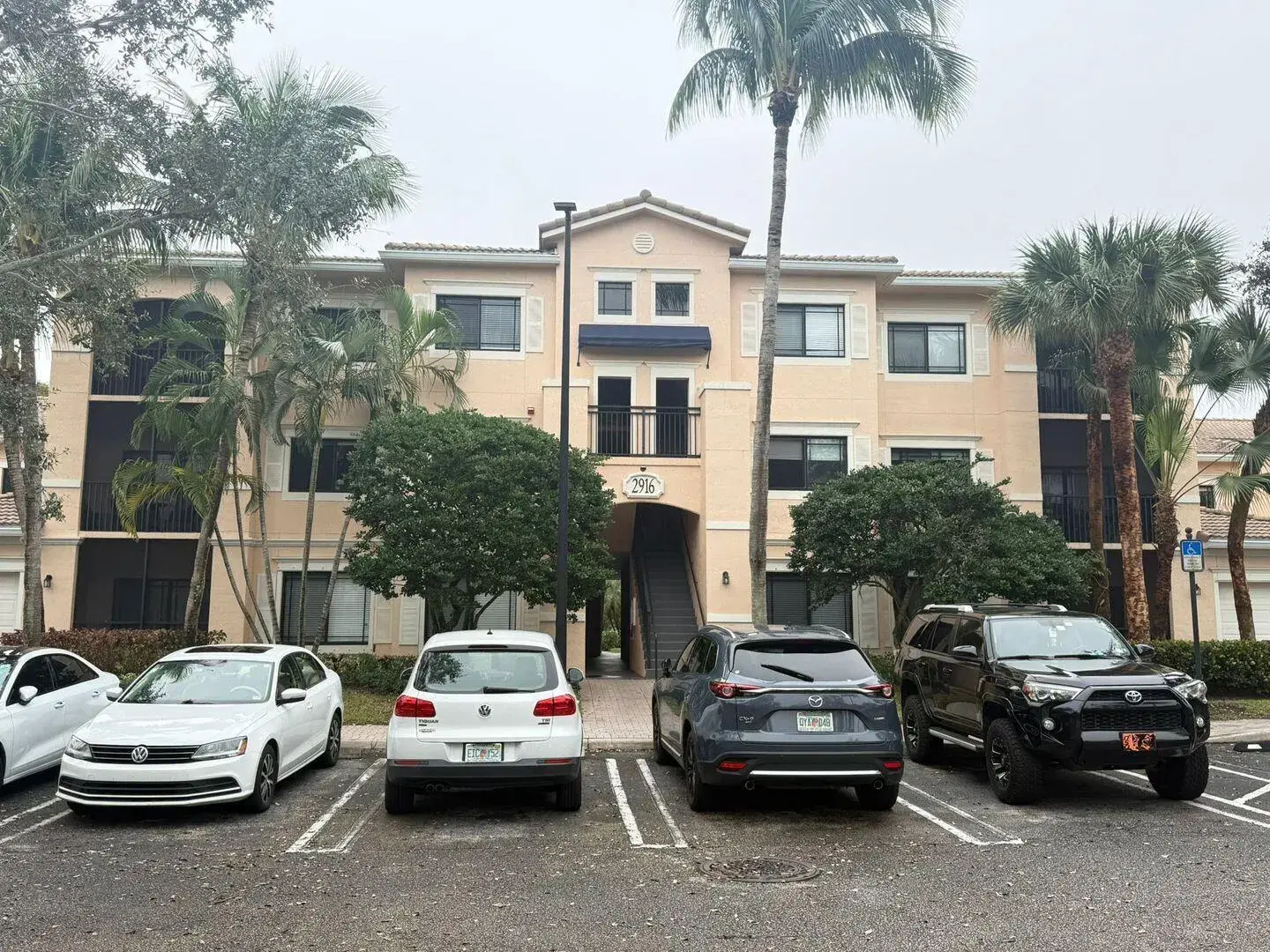 Picture of 2916 Tuscany Ct 303, Palm Beach Gardens, FL 33410