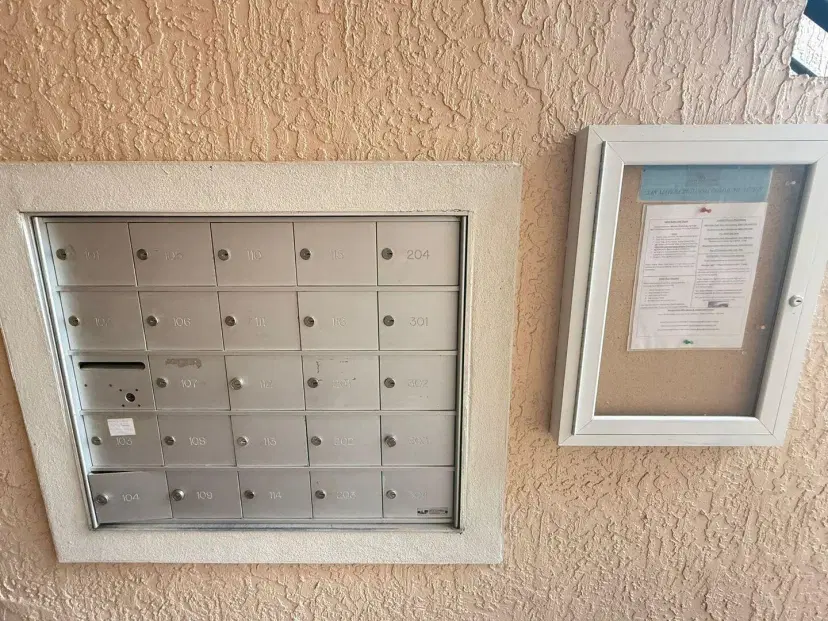 Picture of 2916 Tuscany Ct 303, Palm Beach Gardens FL 33410