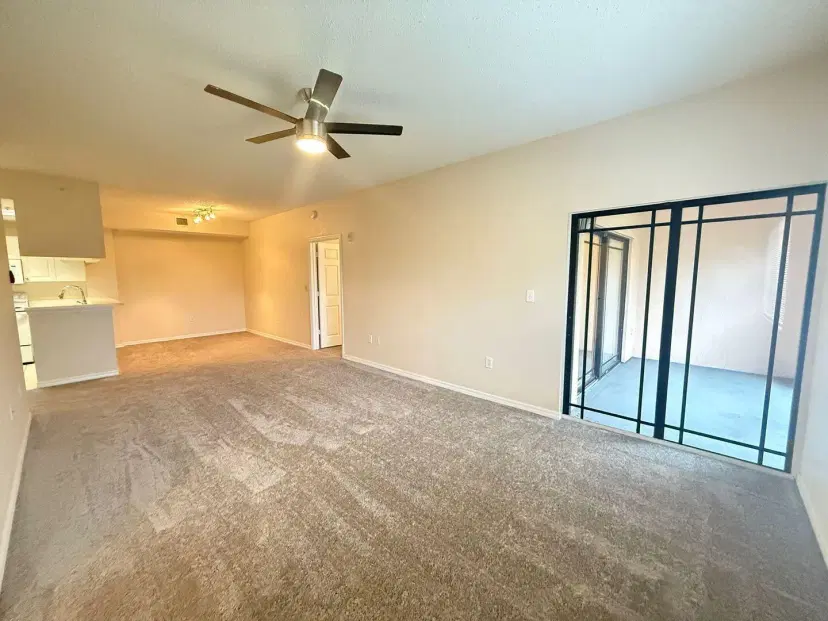 Picture of 2916 Tuscany Ct 303, Palm Beach Gardens FL 33410