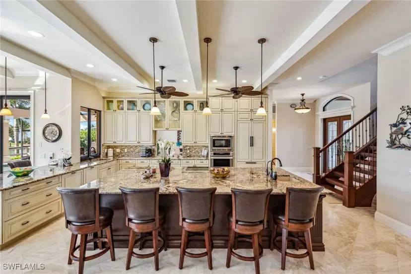 Picture of 660 Kendall Dr, Marco Island FL 34145