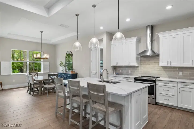 Picture of 221 23Rd St Nw, Naples FL 34120