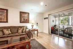Picture of 800 S Golf Dr N205, Naples, FL 34102