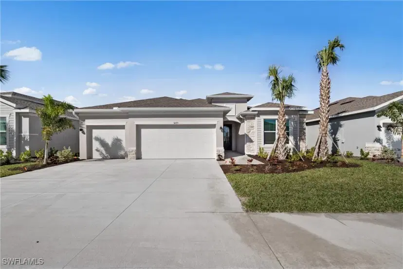 Picture of 9290 Aqua Overlook Ct, Lehigh Acres FL 33936