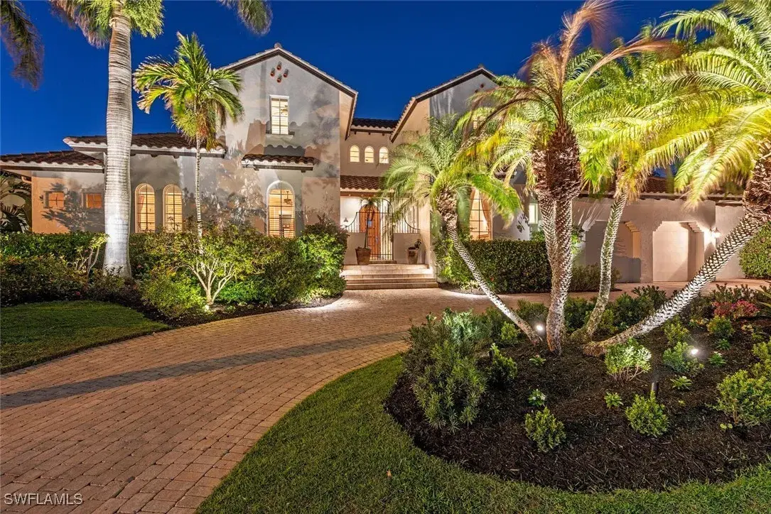 Picture of 155 20Th Ave S, Naples, FL 34102