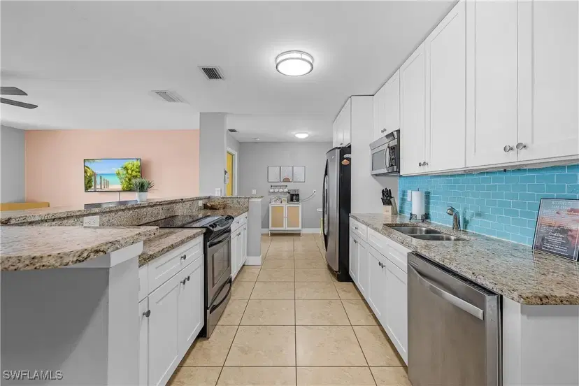 Picture of 513 Monterey Ave, Cape Coral FL 33904
