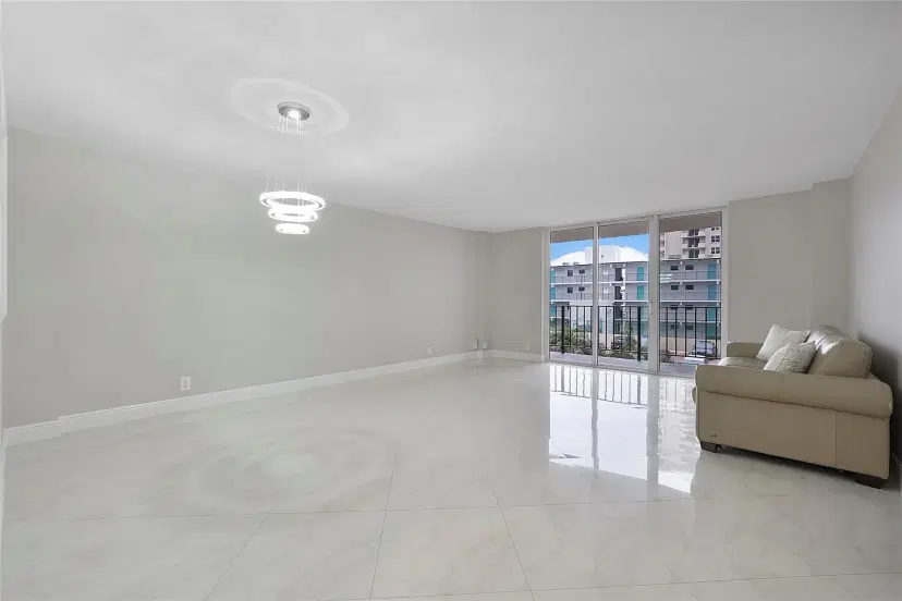Picture of 1900 S Ocean Blvd 2A, Lauderdale By The Sea FL 33062