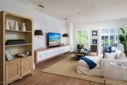 Picture of 750 11Th St S C, Naples, FL 34102