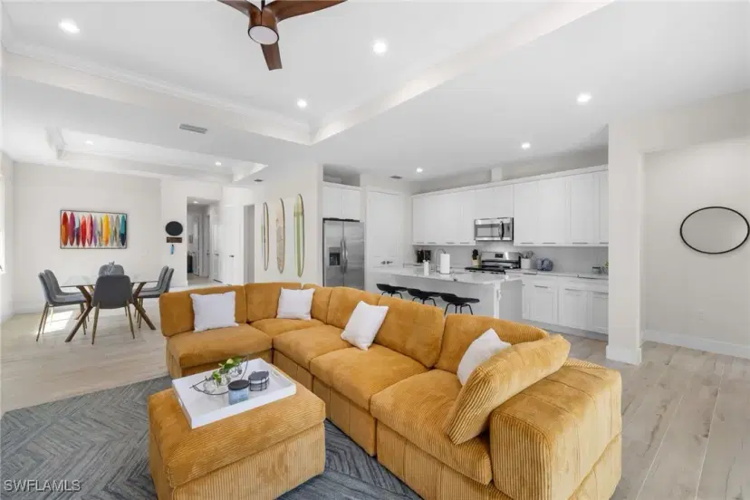 Picture of 3044 Woodside Ave, Naples FL 34112