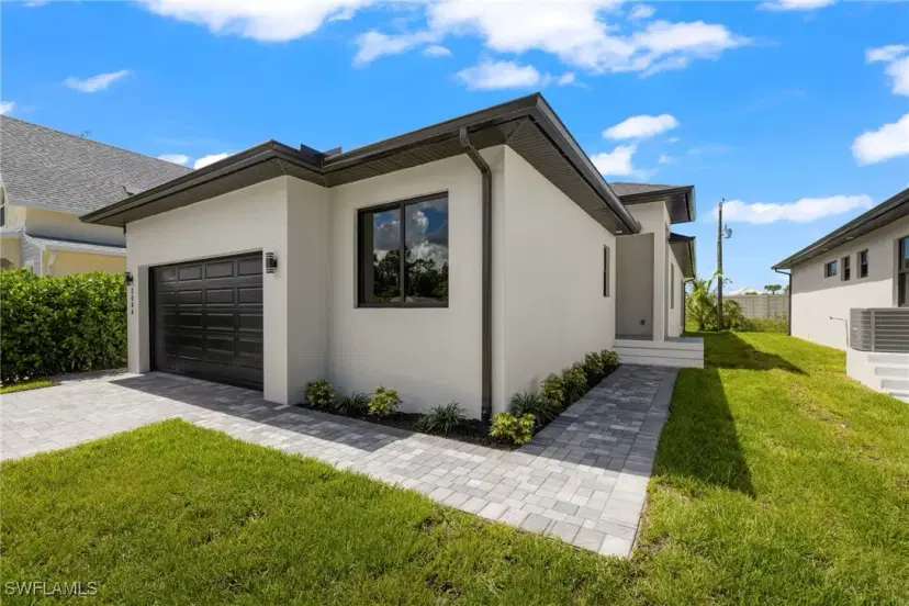Picture of 3044 Woodside Ave, Naples FL 34112