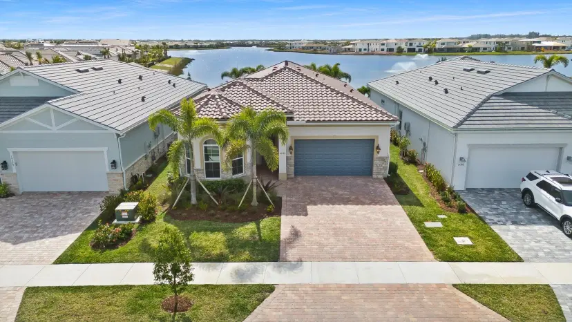 Picture of 10390 Northbrook Circle, Palm Beach Gardens FL 33412