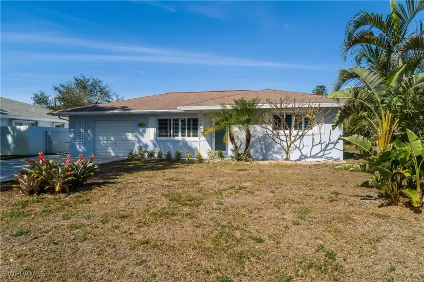 Picture of 1125 Hilltop Dr, Naples FL 34103