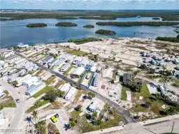 Picture of 38 Helen Ln, Fort Myers Beach, FL 33931