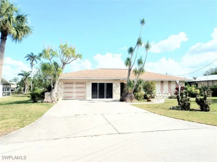 Picture of 4909 Normandy Ct, Cape Coral FL 33904