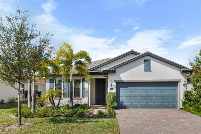 Picture of 16051 Palmetto Prairie Dr, Alva FL 33920