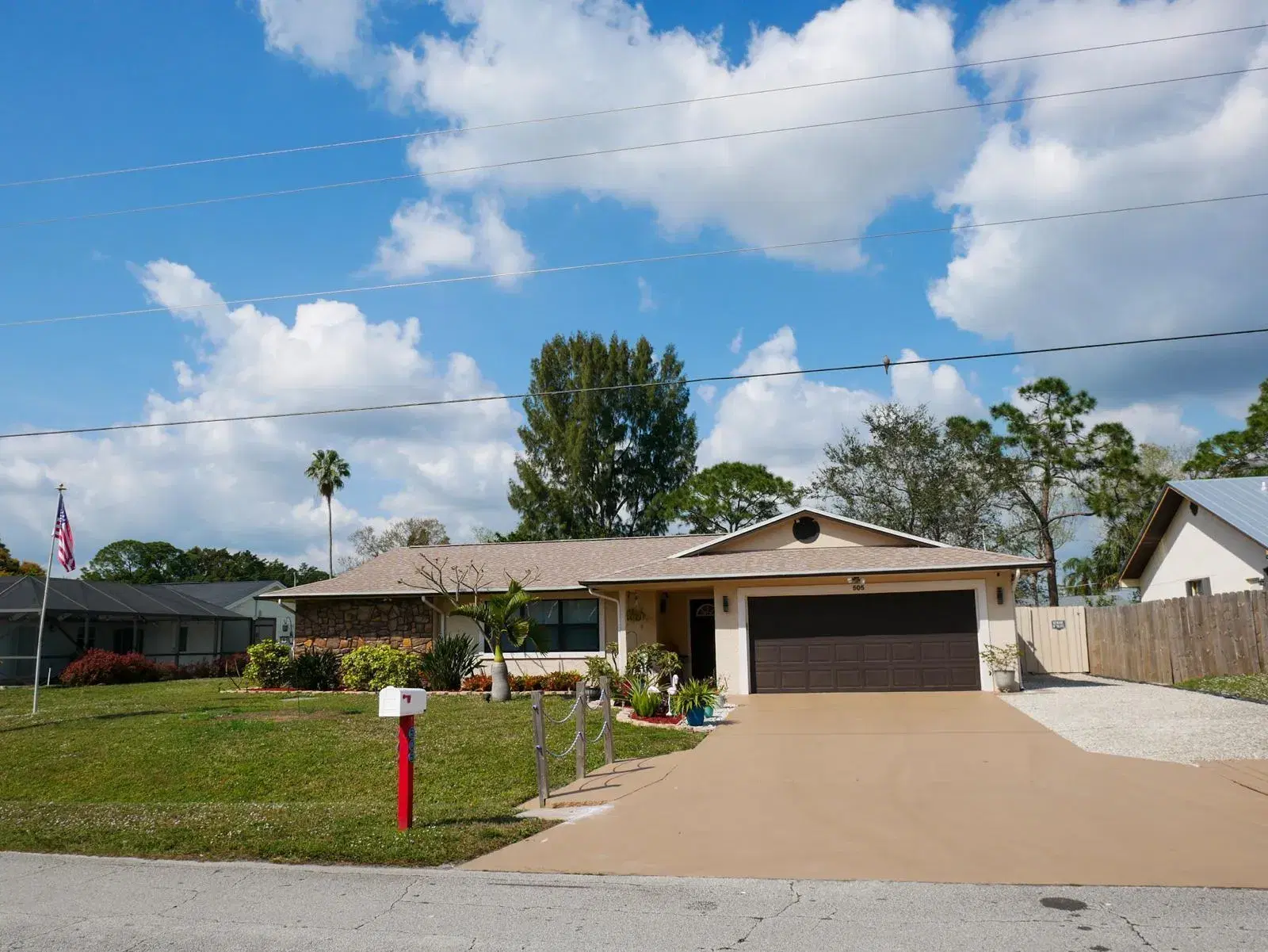 Picture of 505 SE Fallon Drive, Port St Lucie, FL 34983