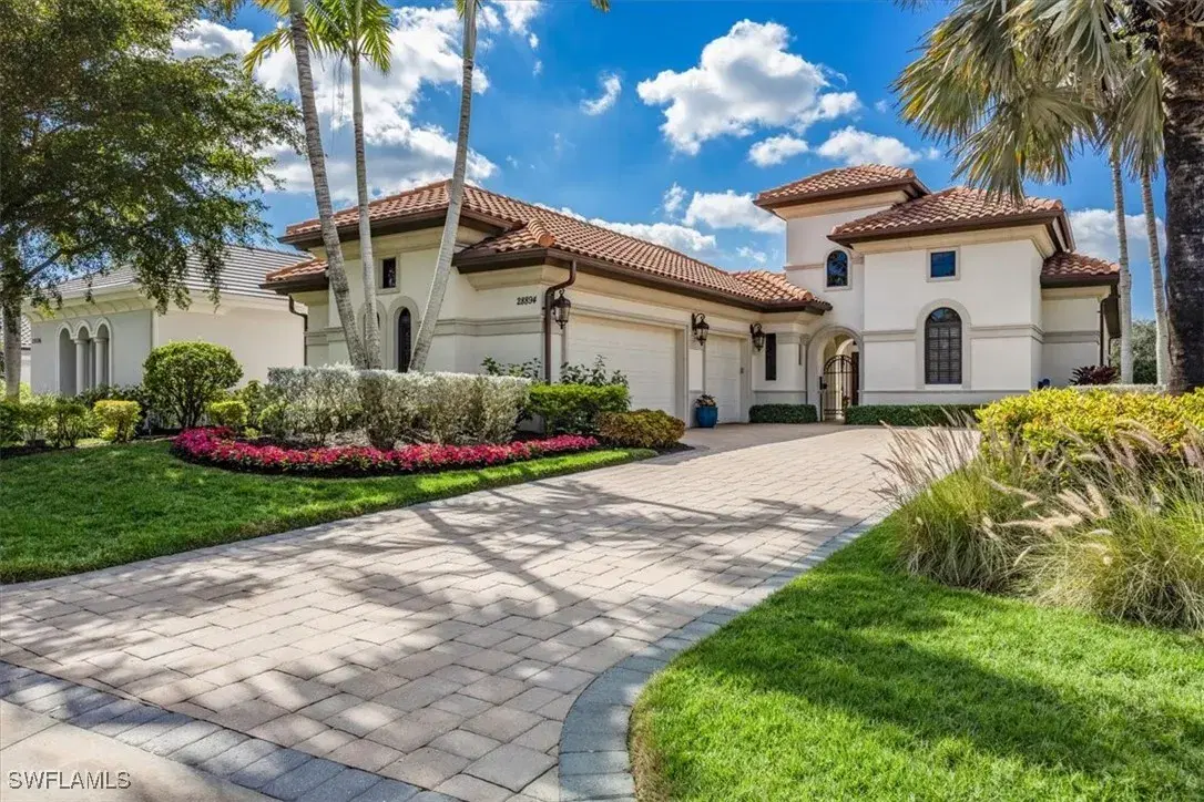Picture of 28894 Blaisdell Dr, Naples, FL 34119