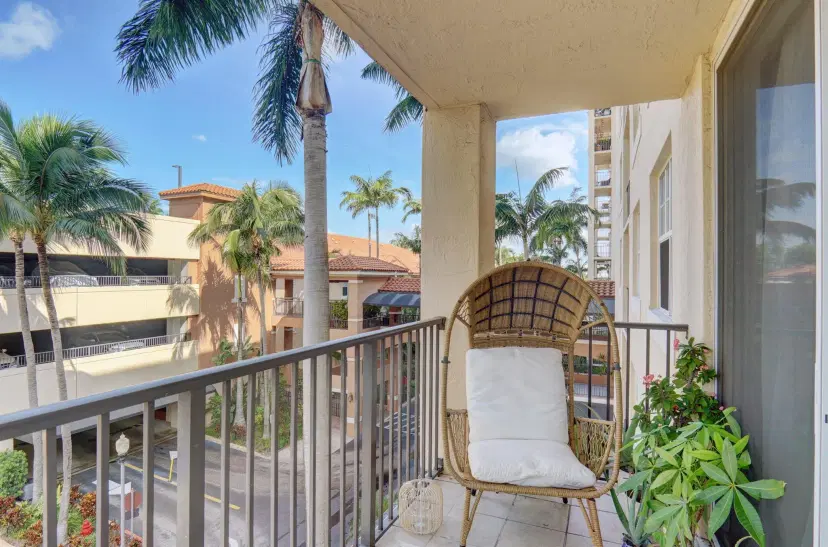 Picture of 1801 N Flagler Drive 416, West Palm Beach FL 33407