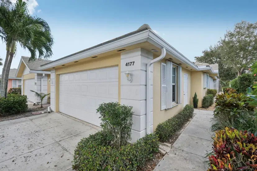 Picture of 4177 Royal Oak Drive, Palm Beach Gardens FL 33410