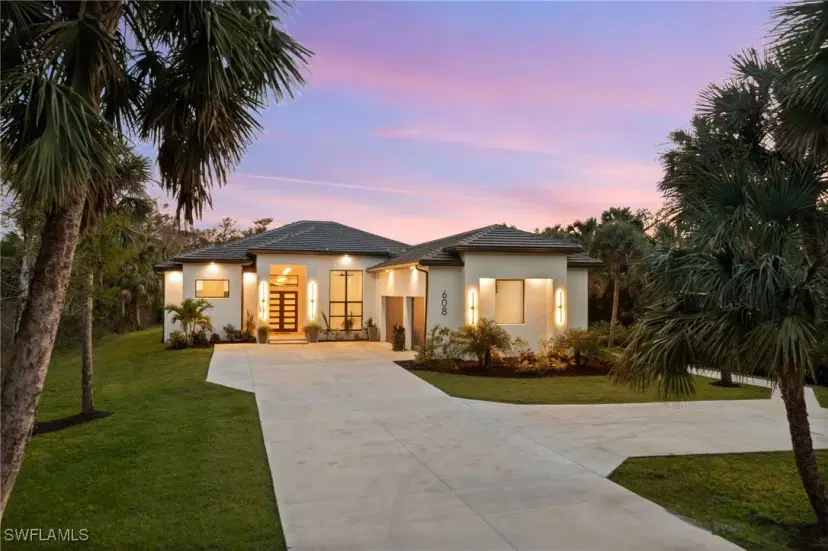 Picture of 608 18Th Ave Nw, Naples FL 34120