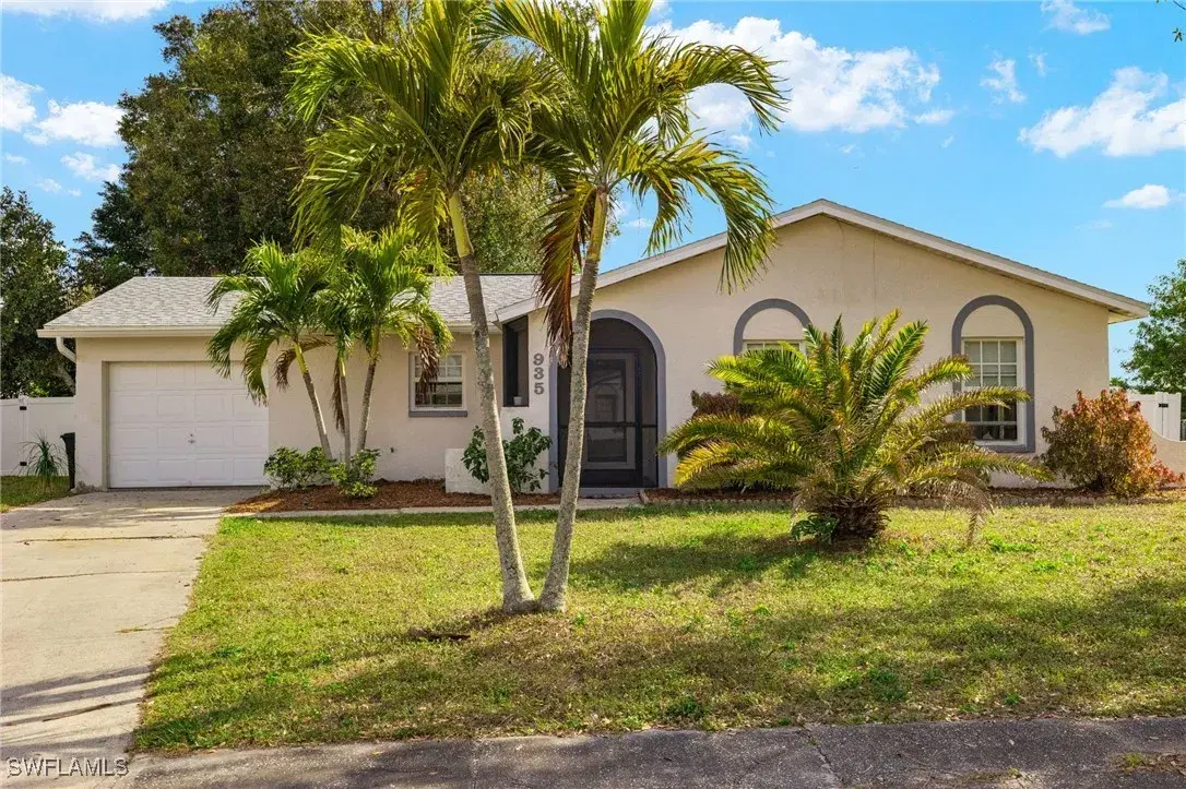 Picture of 935 Hearty St, North Fort Myers, FL 33903