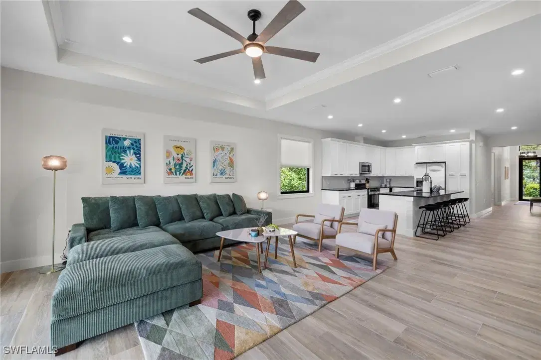 Picture of 3032 Woodside Ave, Naples, FL 34112