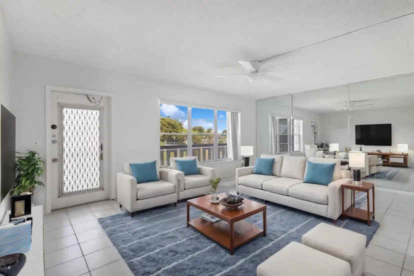 Picture of 304 Wellington F, West Palm Beach FL 33417