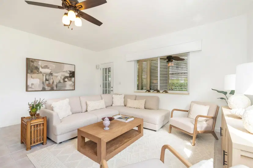 Picture of 220 Atlantic Avenue 1, Palm Beach FL 33480
