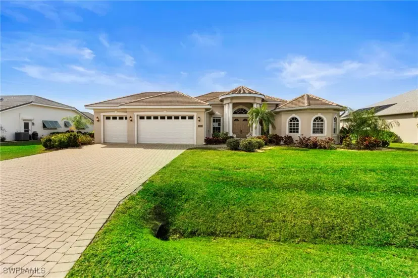 Picture of 11362 Royal Tee Cir, Cape Coral FL 33991