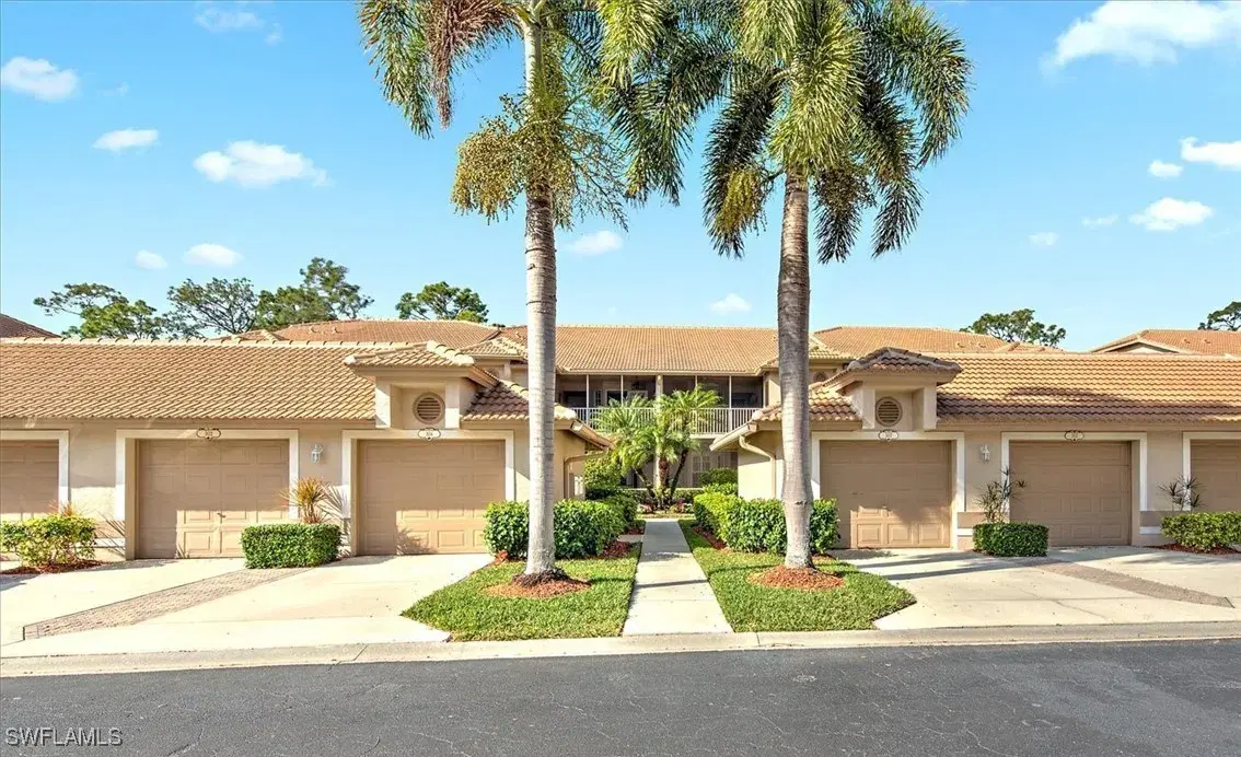 Picture of 8025 Tiger Cv 3-306, Naples, FL 34113
