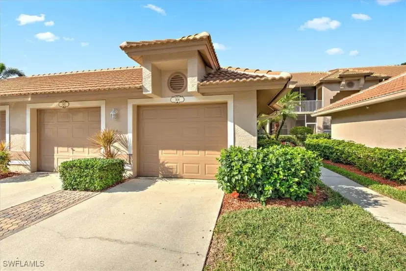 Picture of 8025 Tiger Cv 3-306, Naples FL 34113